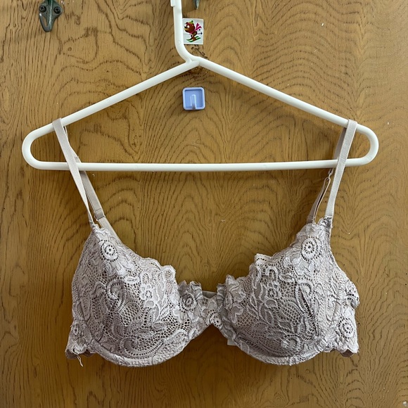 Bra - Picture 2 of 5